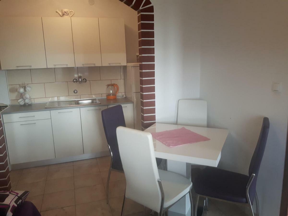 Apartment Little Princess Dora Senj  Buitenkant foto