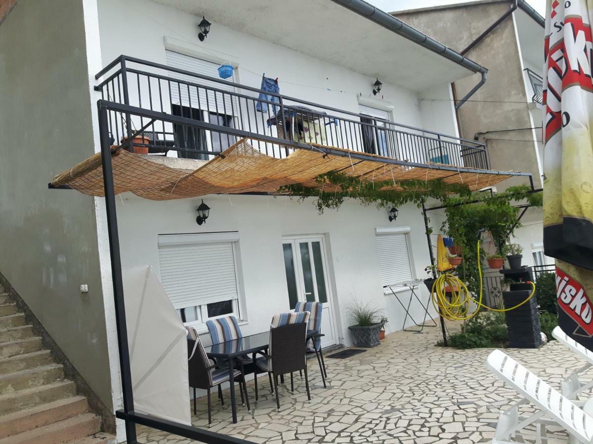 Apartment Little Princess Dora Senj  Buitenkant foto