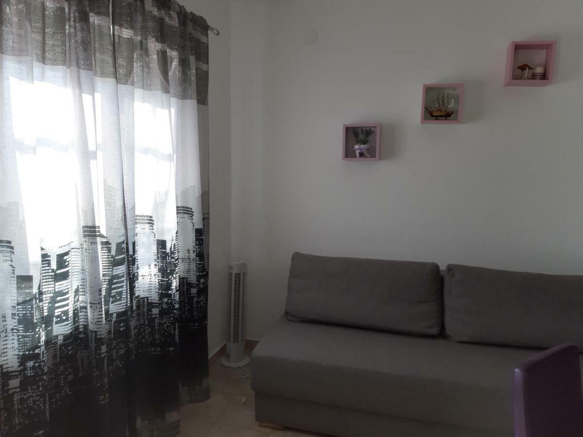 Apartment Little Princess Dora Senj  Buitenkant foto